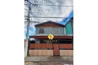 En Venta Casa de 2 Pisos + Depto. Interior 4D, 2B y 2E, en La FLorida