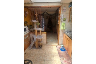 En Venta casa de 2 pisos, con 2D, 1B y E, en calle María Elena, La Florida