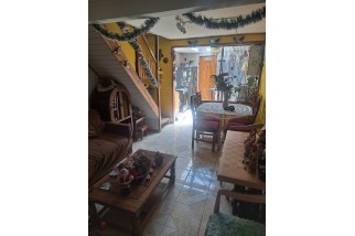 En Venta casa de 2 pisos, con 2D, 1B y E, en calle María Elena, La Florida