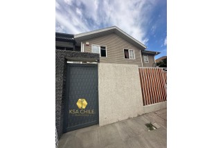 En Venta Casa de 2 Pisos, 4D, 3B, 2E, en Maipú