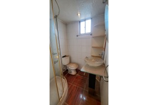 VENDE CASA 2 PISOS, 4D, 2B y E, RÍO SANTO 1564, CERRO NAVIA