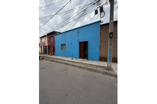 Amplia propiedad, 1 piso 212 m2, valor UF 2500