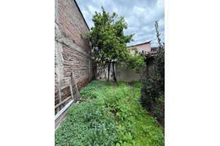 Amplia propiedad, 1 piso 212 m2, valor UF 2500