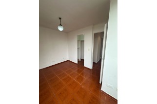 En Venta Depto. 3d-1b, En 2° Piso, Calle Maipú 848, Santiago