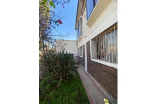 Se Vende Casa 4650 Uf 5d, 3b, Estación Central