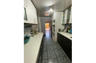 En venta casa amoblada de 2 pisos, 5D, 2B y 3E, en Maipú.