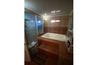 En venta casa amoblada de 2 pisos, 5D, 2B y 3E, en Maipú.