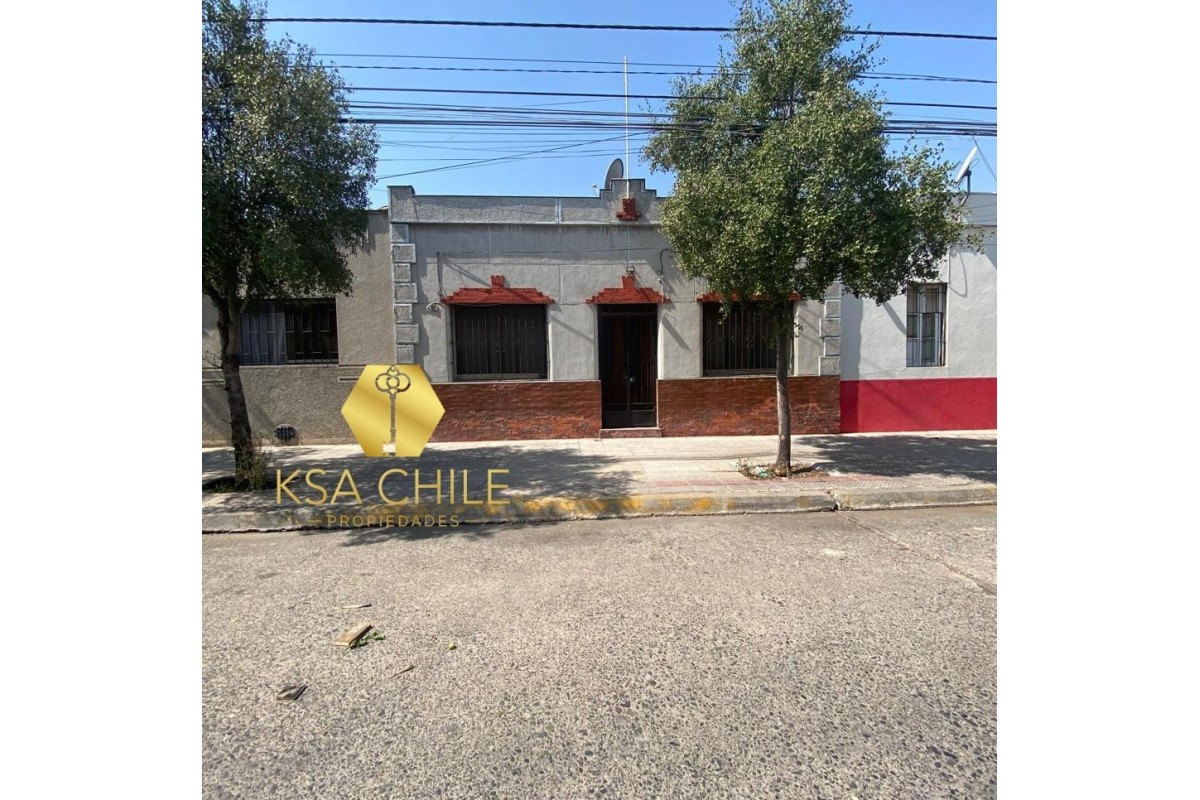 En Venta casa 1 piso 4D Y 2B, en Rogelio Ugarte 1550, comuna de Santiago Centro