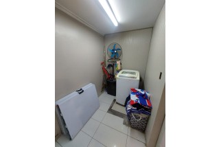 Se Vende Casa de 2 Pisos + Depto. Interior 2743 Uf 4D, 2B y 2 E, en  La FLorida