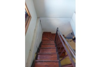 Se Vende Casa de 2 Pisos + Depto. Interior 2743 Uf 4D, 2B y 2 E, en  La FLorida
